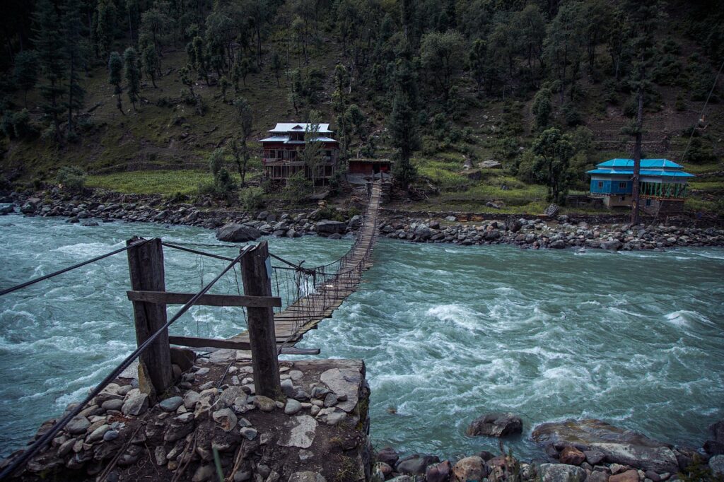 bridge-7058712_1280.jpg